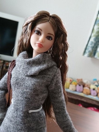 Barbie The Look Sweater Dress 現代風美人なバービー人形