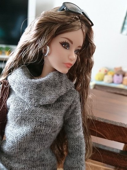 Barbie The Look Sweater Dress 現代風美人なバービー人形