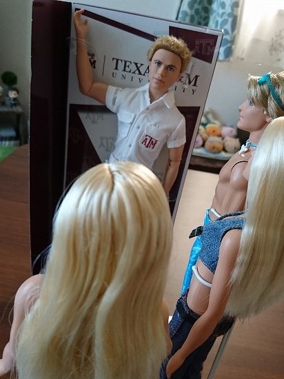 Barbie Collector Texas A&M University Ken　可動ボディ