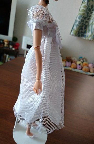 【クラシックドール】ディズニープリンセスにエリーちゃんの服を着せてみた