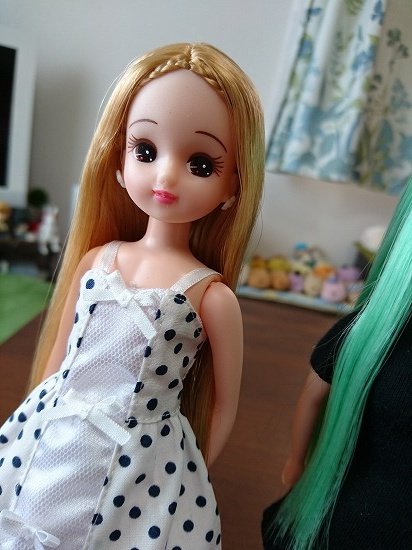 お人形教室スタンダードリカちゃんの前髪を三つ編みアレンジ！頑張り 